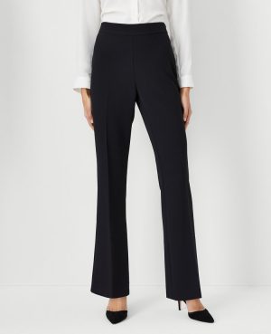 The Petite Side Zip Trouser in Fluid Crepe – Curvy Fit