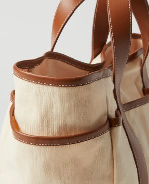 Weekend Collection Garden Tote Bag