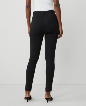 The Petite Seamed Legging