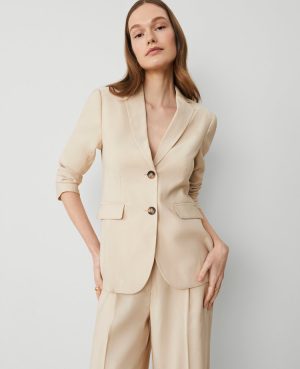 The Petite Greenwich Blazer