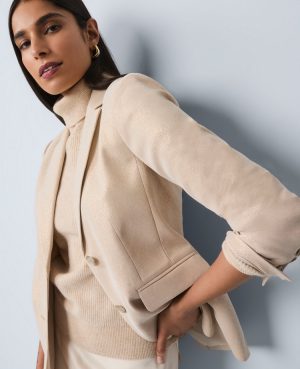 The Petite Greenwich Blazer in Metallic Jacquard