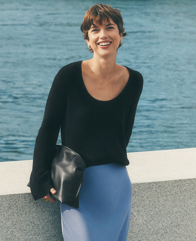 Petite Ribbed Scoop Neck Sweater