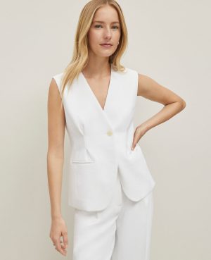 Petite Crinkle Crepe V-Neck Vest