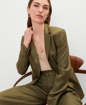 The Petite Hutton Blazer