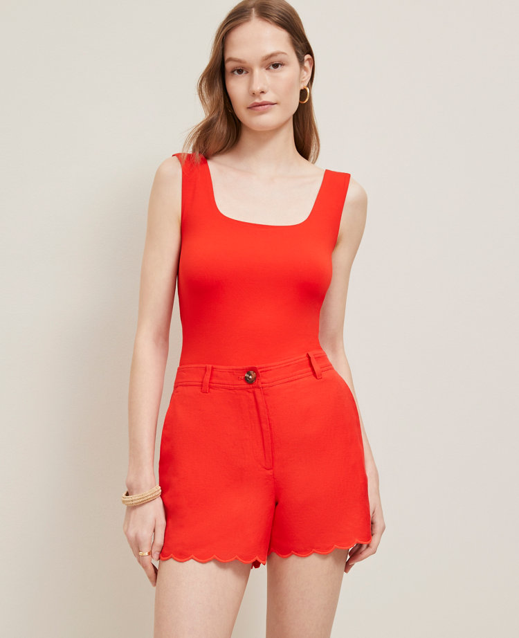 The Petite Scalloped Short