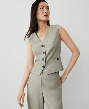 The Petite Tailored Button Pocket Vest