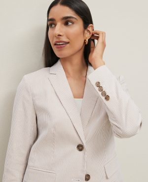 The Petite Long Notched Two Button Blazer in Seersucker